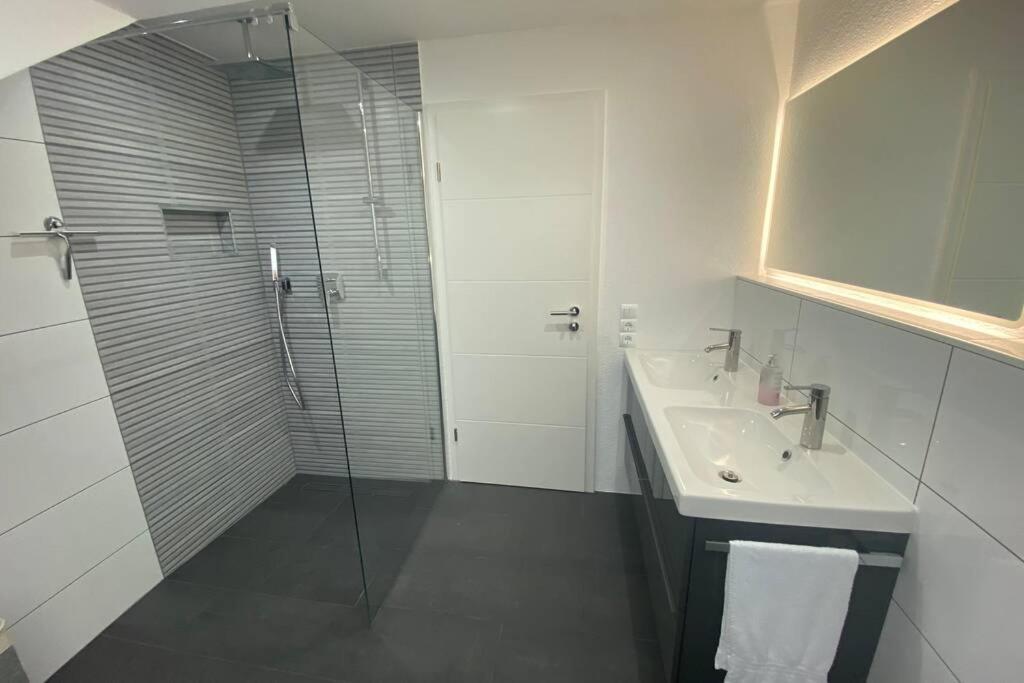 Ferienwohnung Blackforest Вилинген-Швенинген Екстериор снимка
